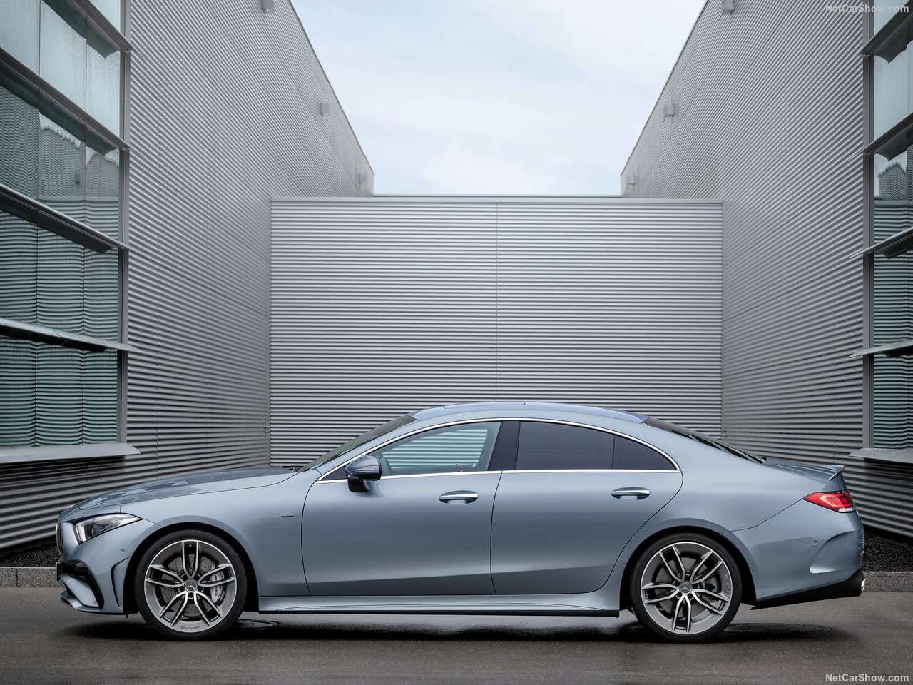 BMW 8기통 VS 삼각별 6기통   썸네일