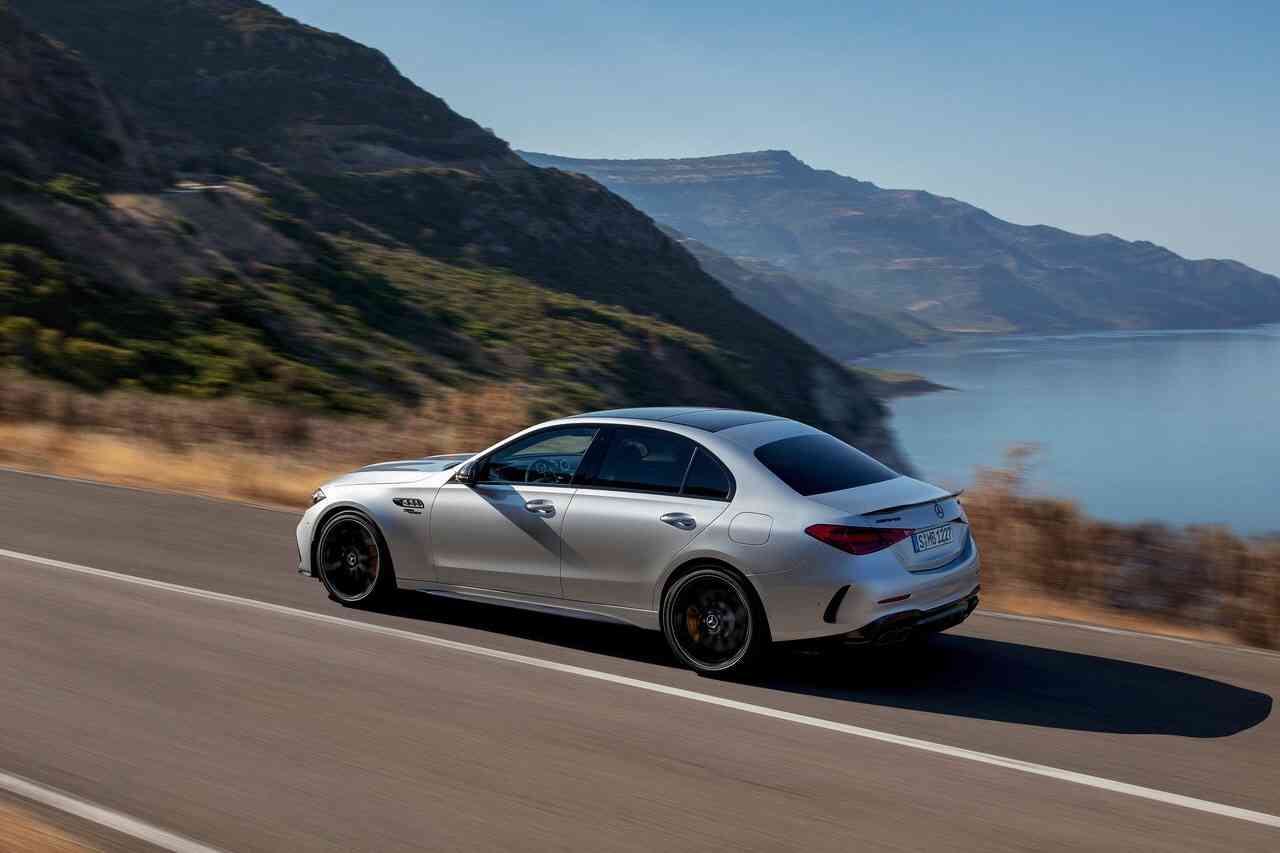 2023 메르세데스 벤츠 AMG C 63 S 퍼포먼스 썸네일