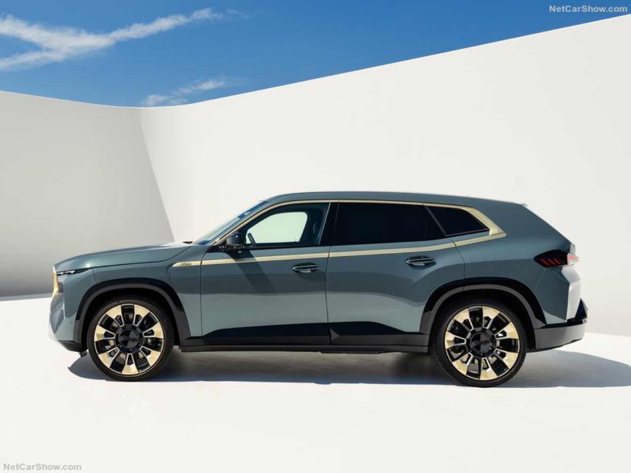BMW SUV 끝판왕 X M 공개 썸네일
