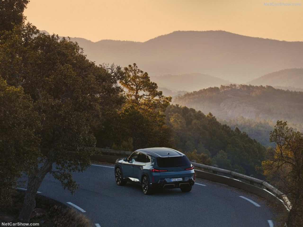 BMW SUV 끝판왕 X M 공개 썸네일