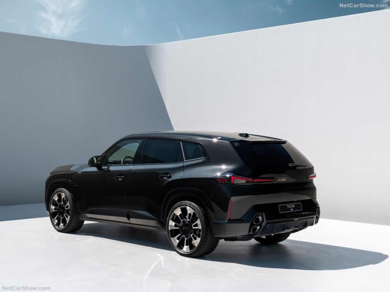 BMW SUV 끝판왕 X M 공개 썸네일