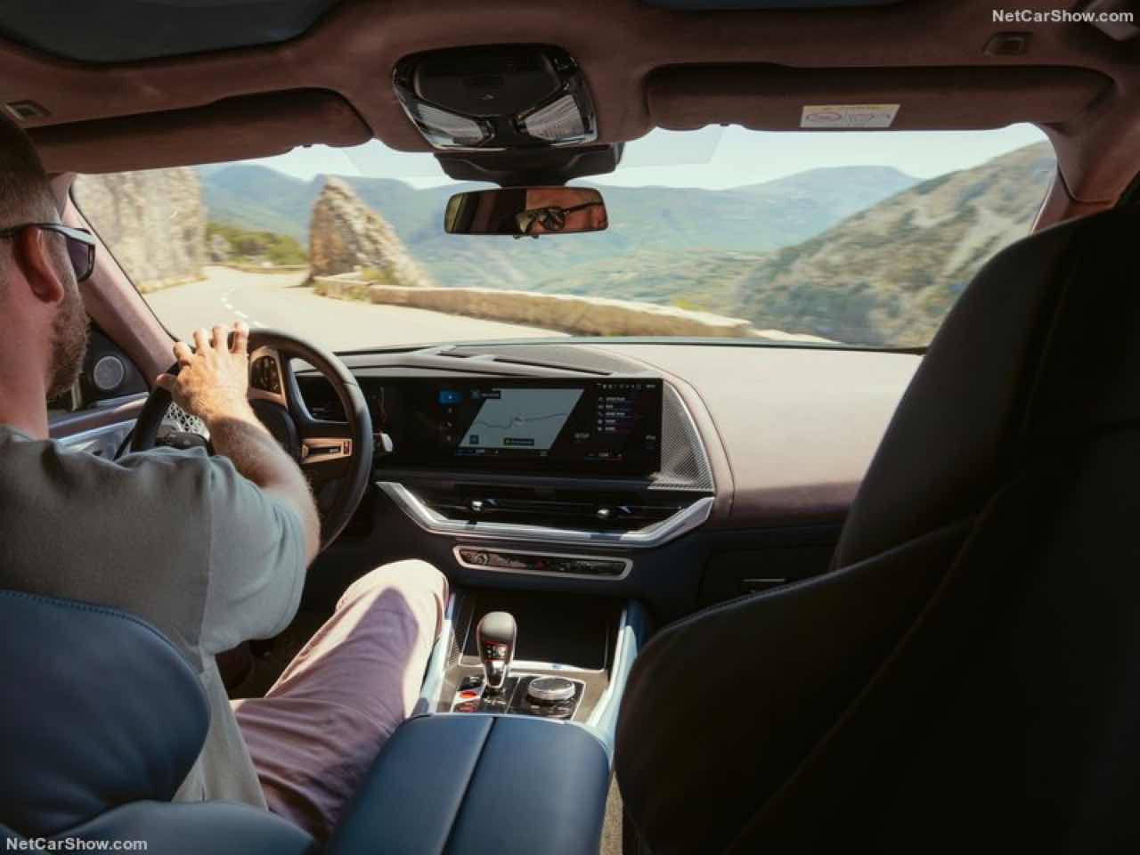 BMW SUV 끝판왕 X M 공개 썸네일