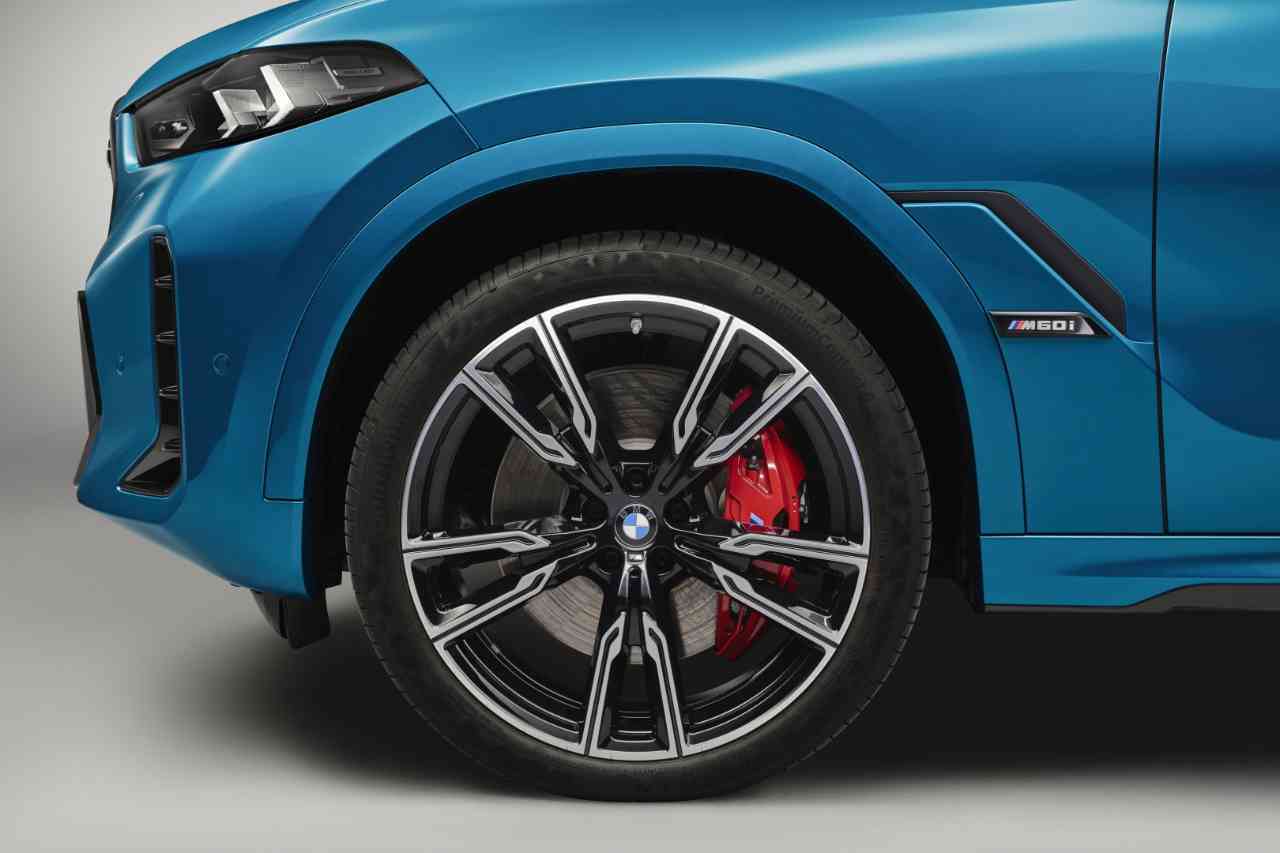 2024 BMW X6 페이스리프트 (스압) 썸네일
