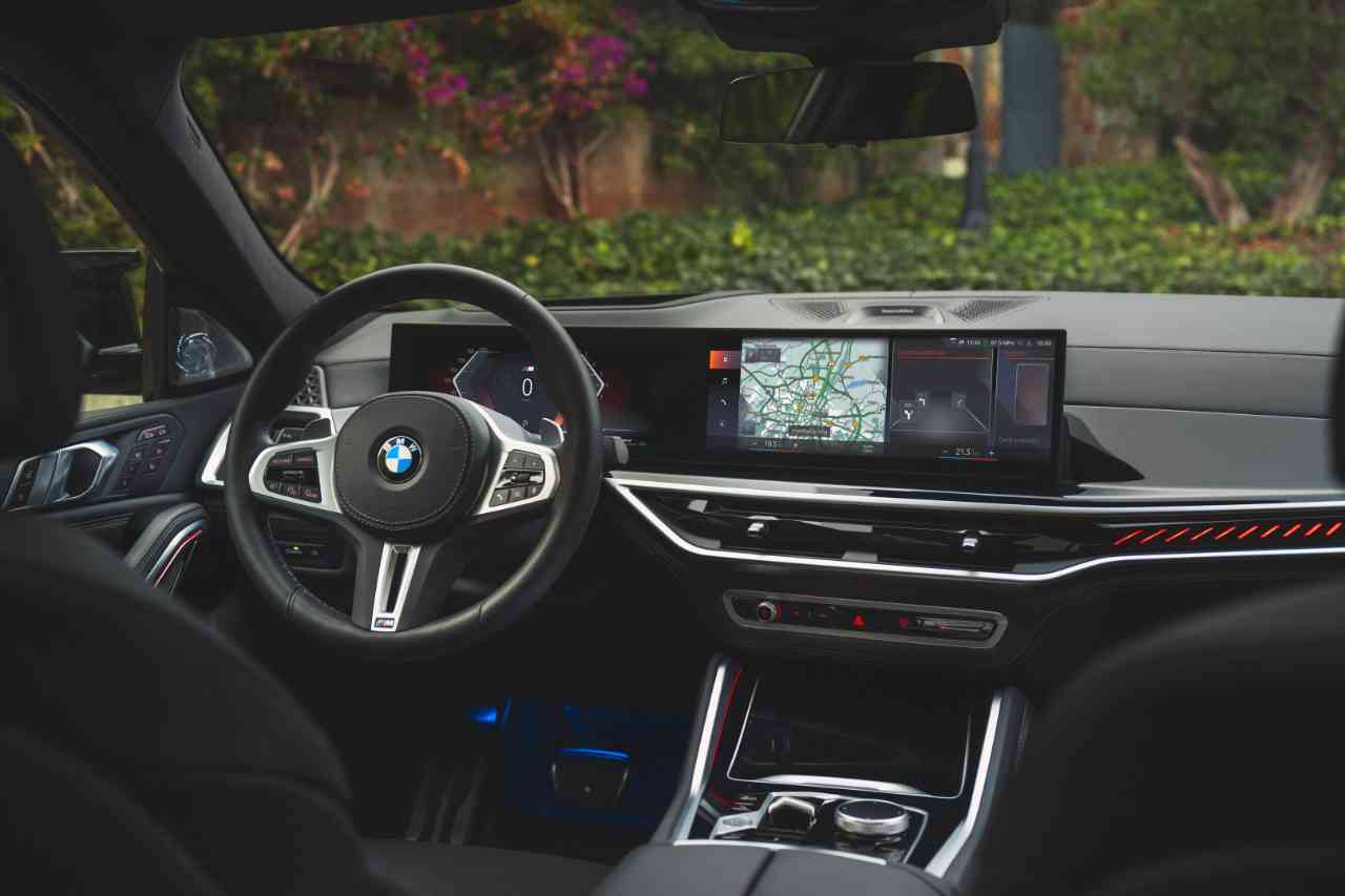 2024 BMW X6 페이스리프트 (스압) 썸네일