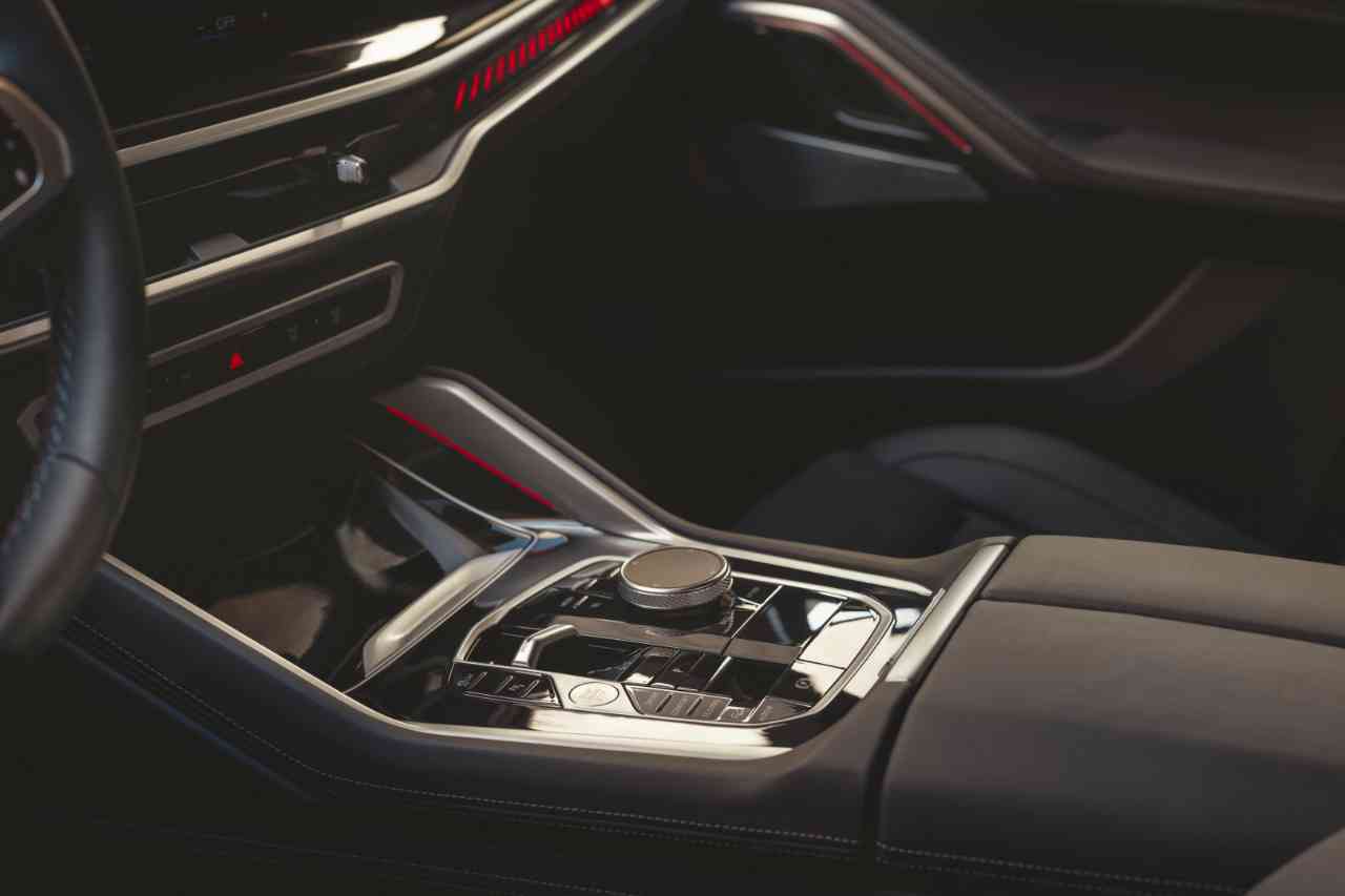 2024 BMW X6 페이스리프트 (스압) 썸네일