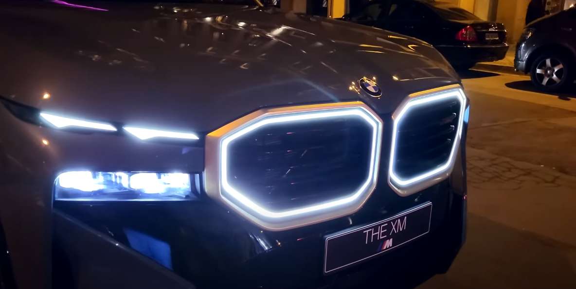 BMW XM 야간 존재감 미쳤네요 ;; 썸네일